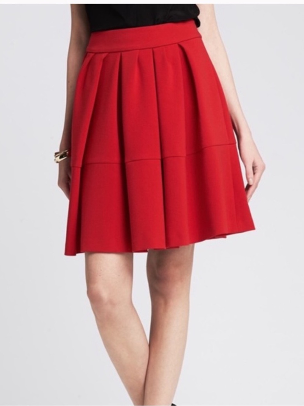 Banana Republic Classic Red Pleated A-Line Skirt Size 0
